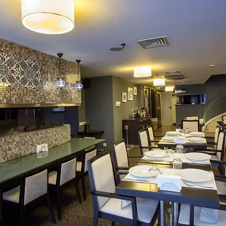 Szálloda Eresin Taxim & Premier 4*