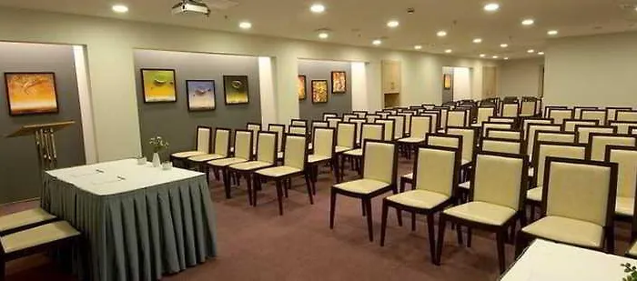 Hotel Eresin Taxim & Premier 4*