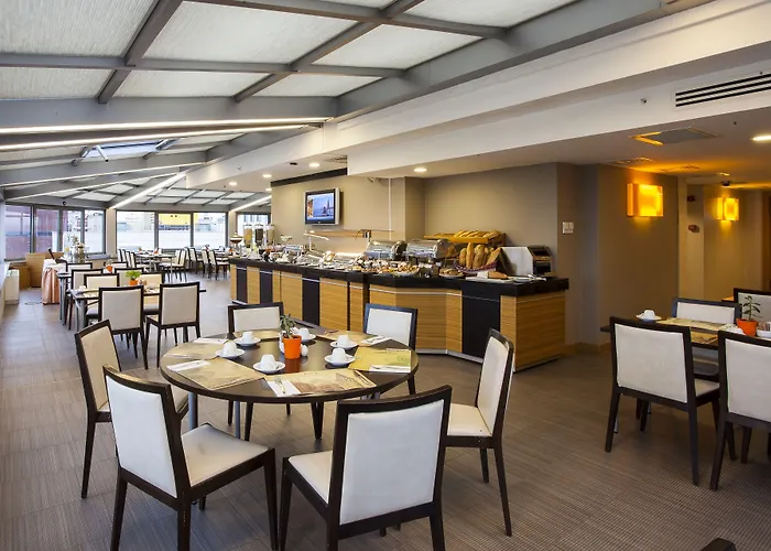 Hotel Eresin Taxim & Premier 4*