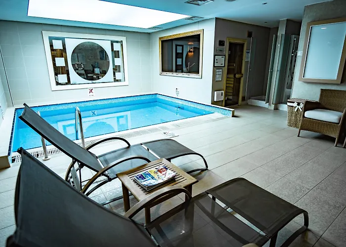 Eresin Taxim & Premier Hotel 4*