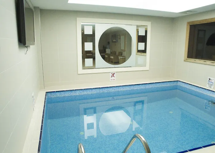 Hotel Eresin Taxim & Premier 4*