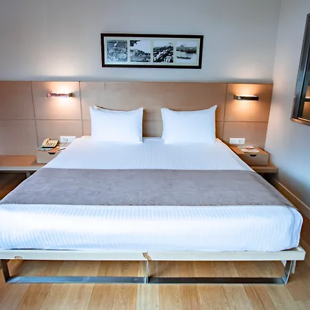 Otel Eresin Taxim & Premier 4*