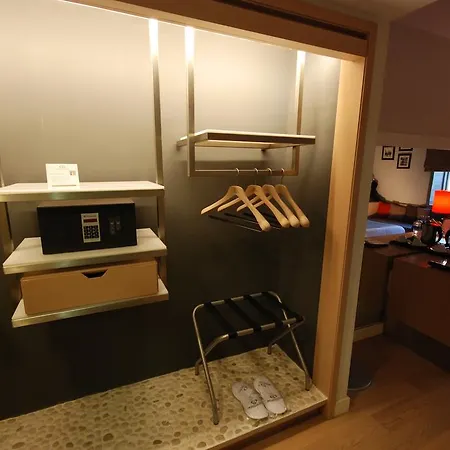 Otel Eresin Taxim & Premier İstanbul